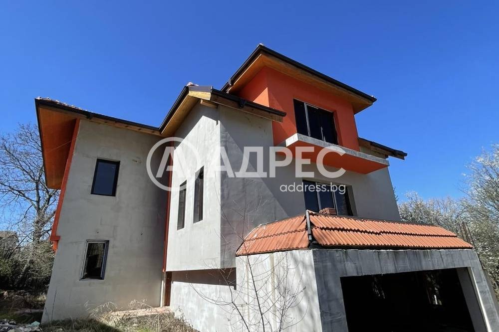 Продава КЪЩА, гр. София, гр. Банкя, снимка 2 - Къщи - 56258740
