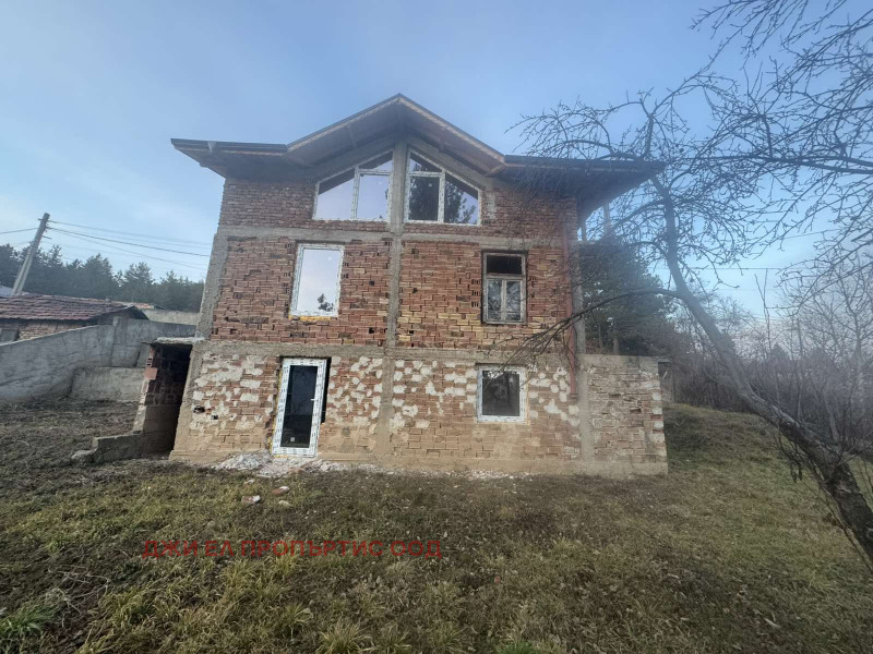 Продава  Къща област София , с. Владо Тричков , 161 кв.м | 73256644