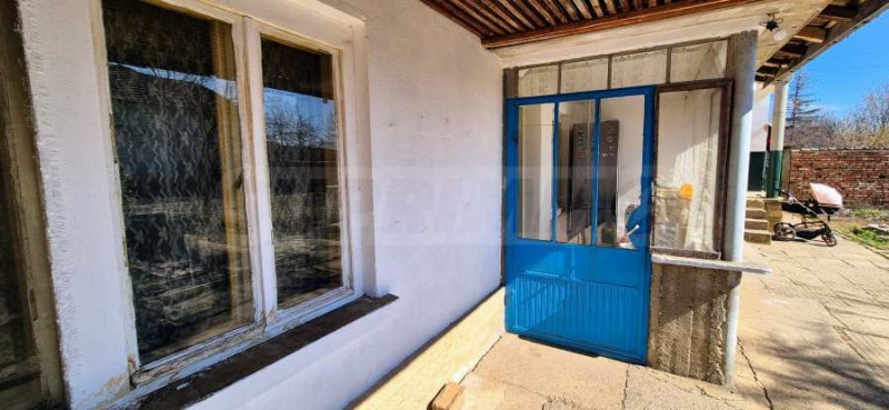 Продава КЪЩА, гр. Левски, област Плевен, снимка 17 - Къщи - 52804326