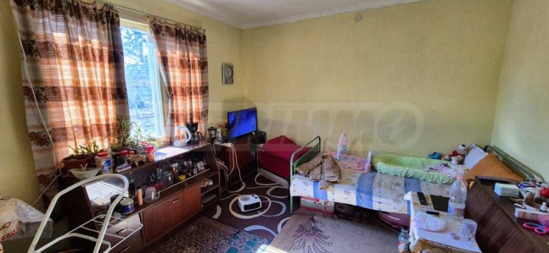 Продава КЪЩА, гр. Левски, област Плевен, снимка 12 - Къщи - 52804326