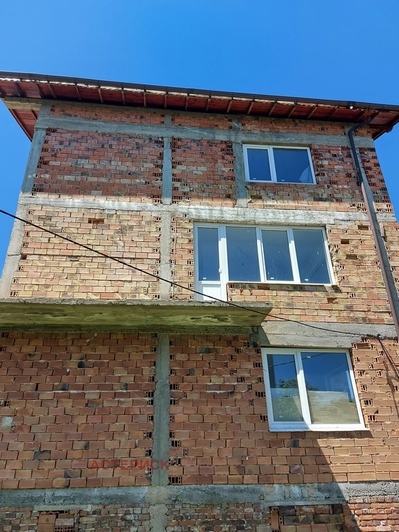 Продава КЪЩА, с. Хераково, област София област, снимка 3 - Къщи - 56226320