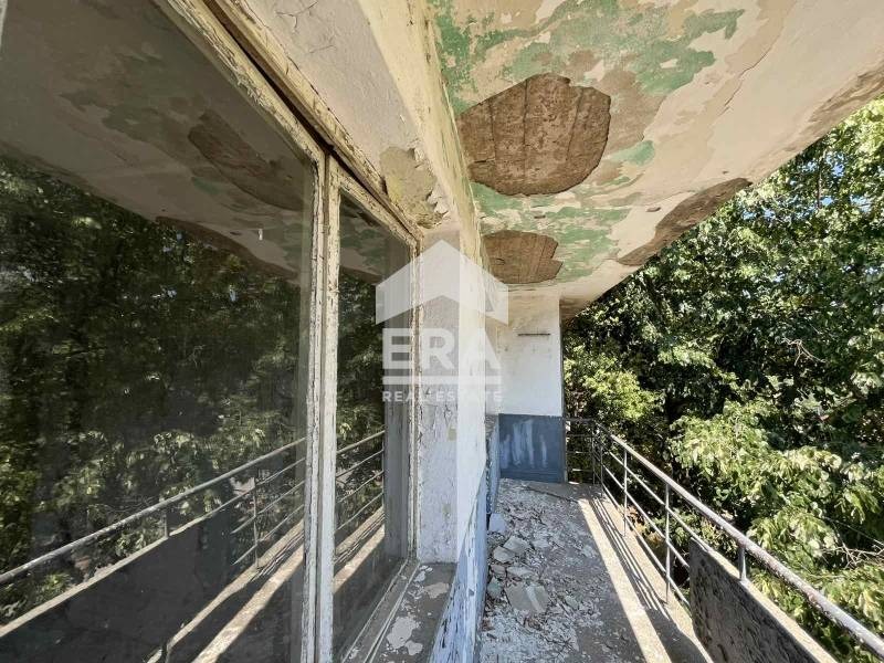 Продава ХОТЕЛ, с. Томпсън, област София област, снимка 16 - Хотели - 53564589