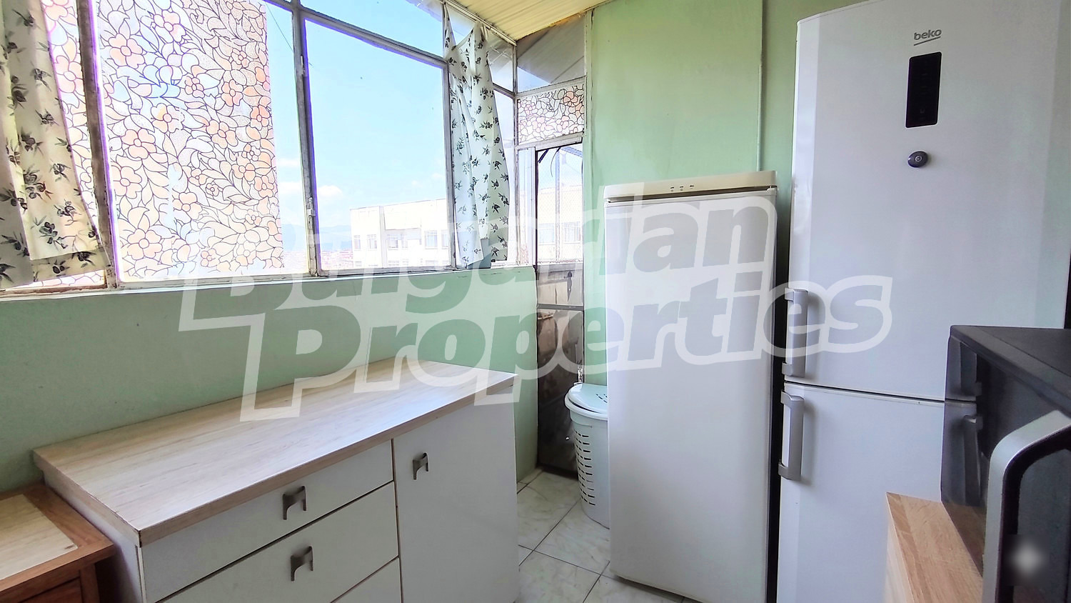 Продава 3-СТАЕН, гр. София, Полигона, снимка 6 - Апартаменти - 54753546