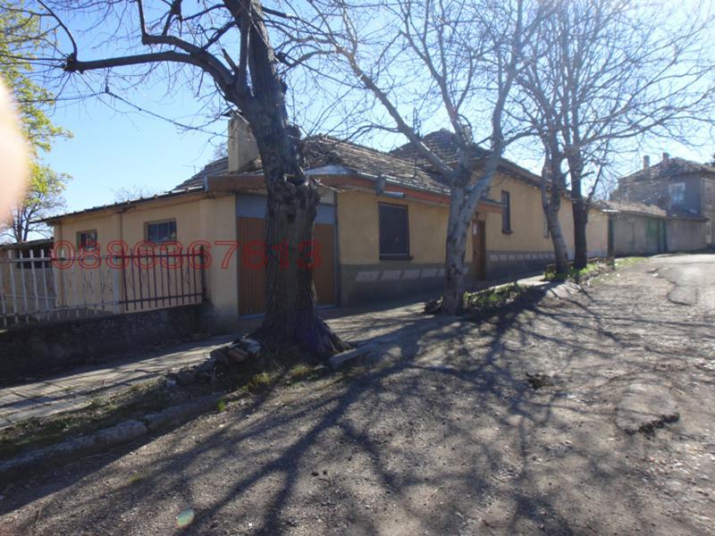 Продава КЪЩА, с. Мировци, област Шумен, снимка 3 - Къщи - 52777080
