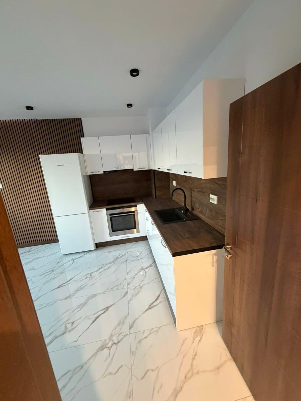 Продава 3-СТАЕН, гр. София, Дружба 1, снимка 3 - Апартаменти - 55988472