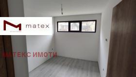 2 slaapkamers Briz, Varna 5