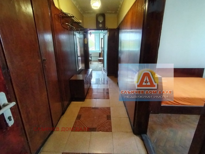 Продава 3-СТАЕН, гр. Шумен, Добруджански, снимка 5 - Aпартаменти - 48102309