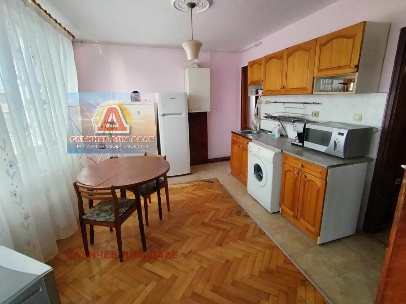 Продава 3-СТАЕН, гр. Шумен, Добруджански, снимка 2 - Aпартаменти - 48102309