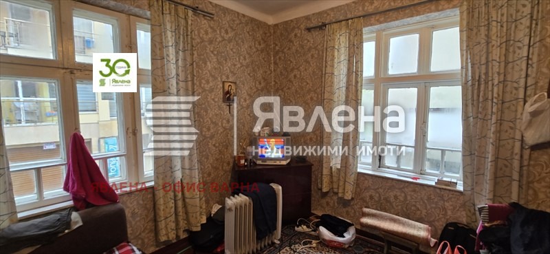 Продава 3-СТАЕН, гр. Варна, Окръжна болница-Генерали, снимка 2 - Апартаменти - 55684351
