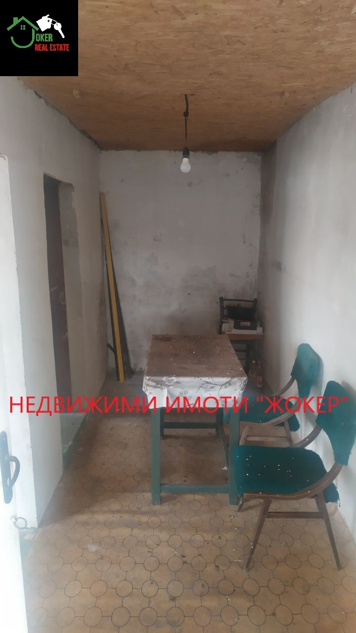 Продава КЪЩА, с. Козловец, област Велико Търново, снимка 9 - Къщи - 55191857