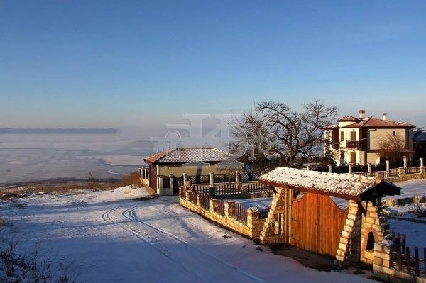 Продава  Парцел област Варна , с. Аврен , 27000 кв.м | 86043859 - изображение [6]