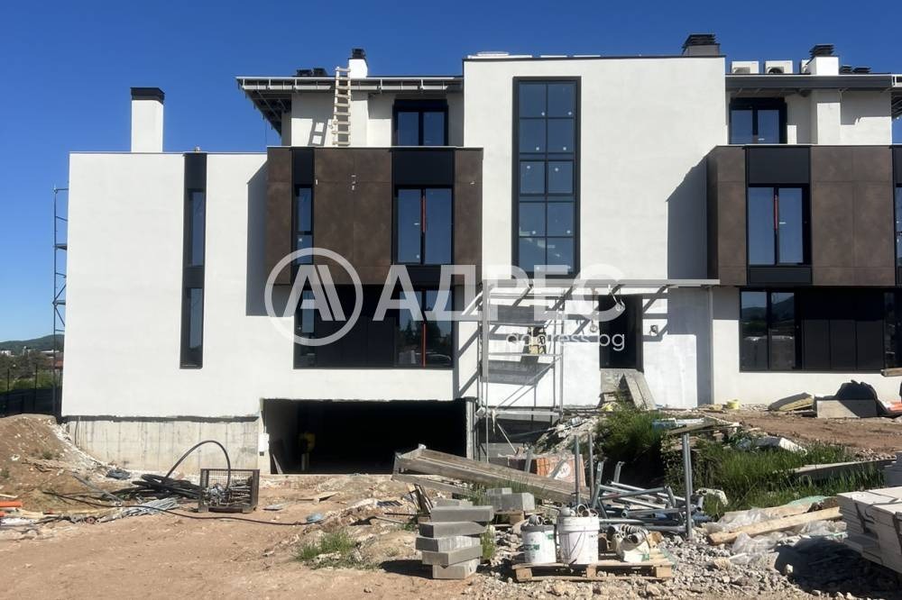 Продава МНОГОСТАЕН, гр. София, м-т Камбаните, снимка 5 - Апартаменти - 55626577