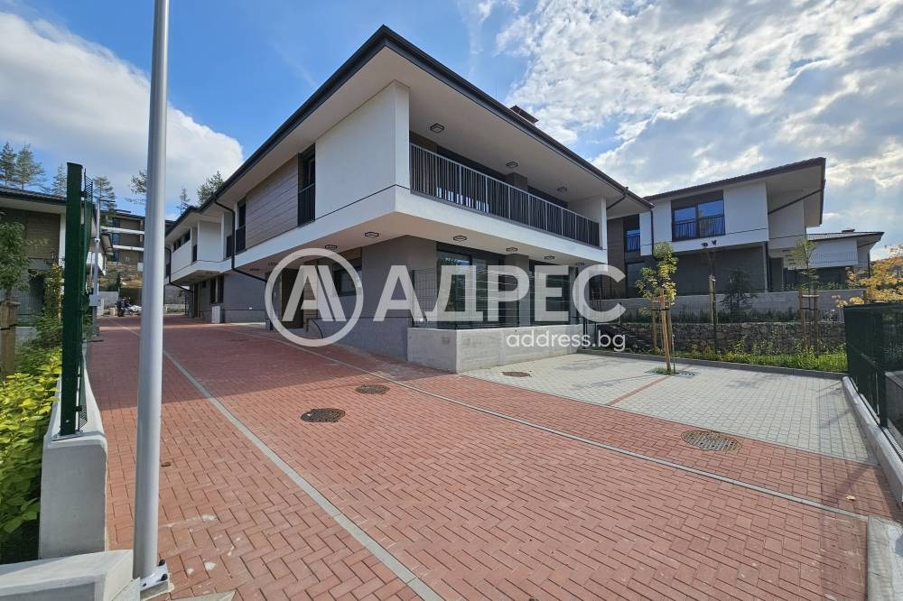 Продава КЪЩА, гр. София, м-т Камбаните, снимка 3 - Къщи - 55146901
