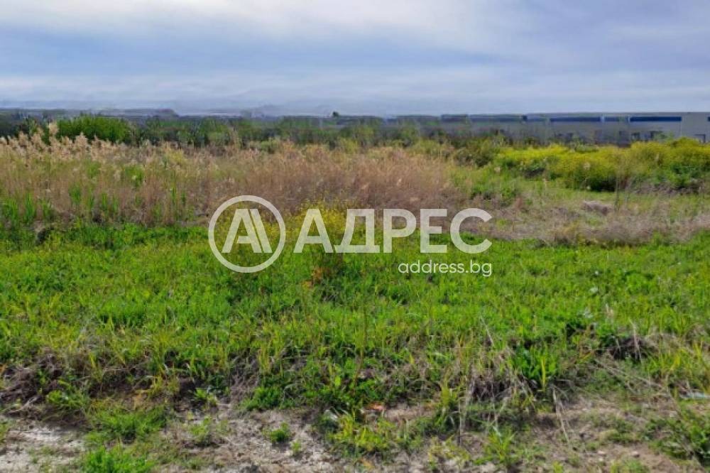 Продава ПАРЦЕЛ, с. Първенец, област Пловдив