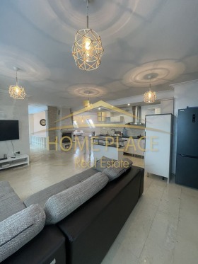 Продажба на четеристайни апартаменти в град Варна - изображение 8 