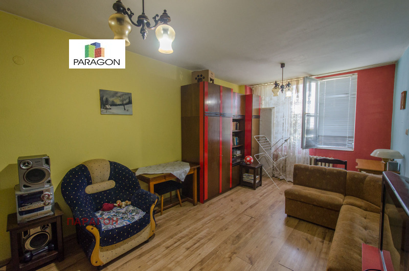 De vânzare  Studio Gabrovo , Țentâr , 42 mp | 41480855 - imagine [4]