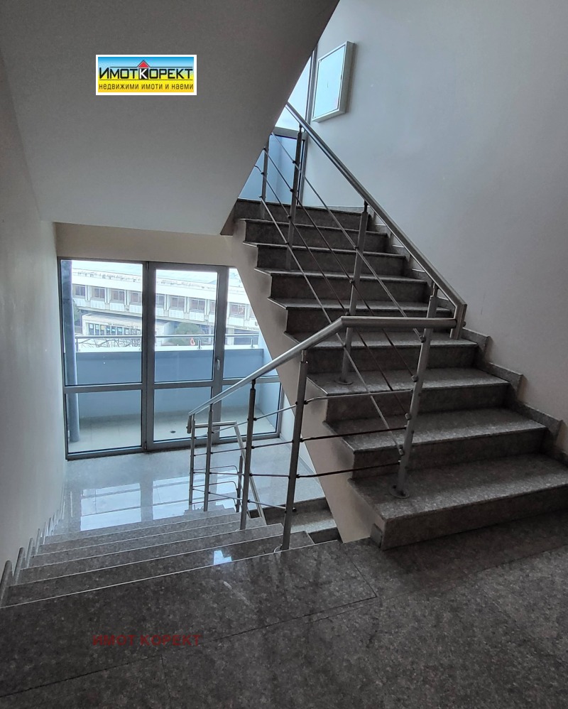 Продава ОФИС, гр. Пазарджик, Идеален център, снимка 12 - Офиси - 53511421