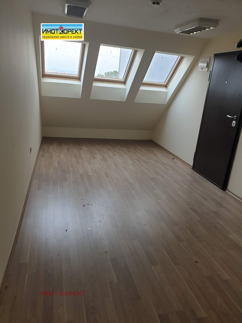 Продава ОФИС, гр. Пазарджик, Идеален център, снимка 2 - Офиси - 53511421