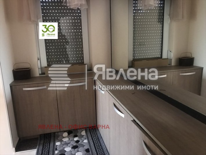 Продава КЪЩА, с. Приселци, област Варна, снимка 9 - Къщи - 49566587