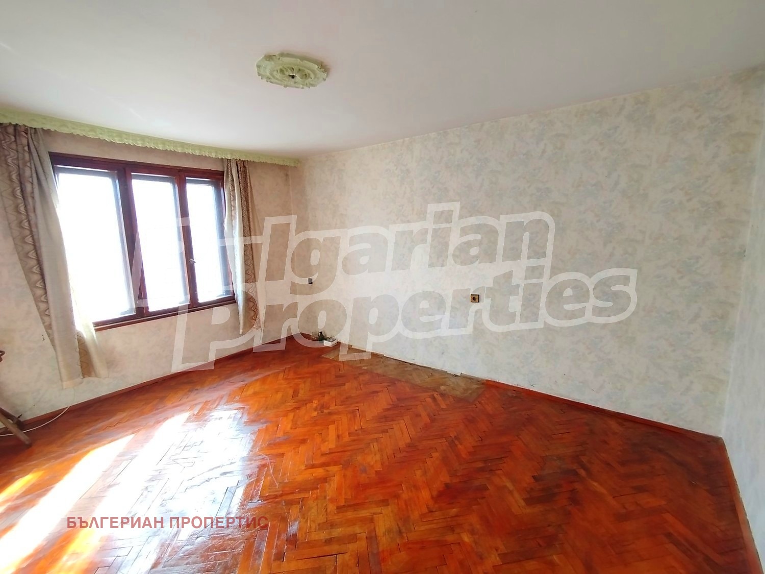 Продава ЕТАЖ ОТ КЪЩА, гр. Перник, Изток, снимка 13 - Етаж от къща - 56331516