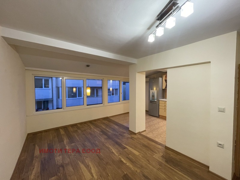 Продава 3-СТАЕН, гр. Варна, Спортна зала, снимка 2 - Апартаменти - 53450719