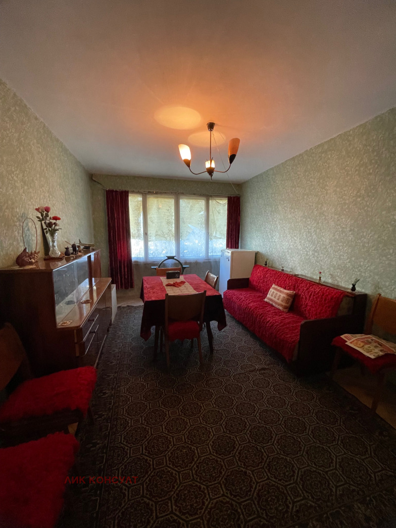 Продава  Многостаен град Търговище , Център , 106 кв.м | 12531471 - изображение [8]