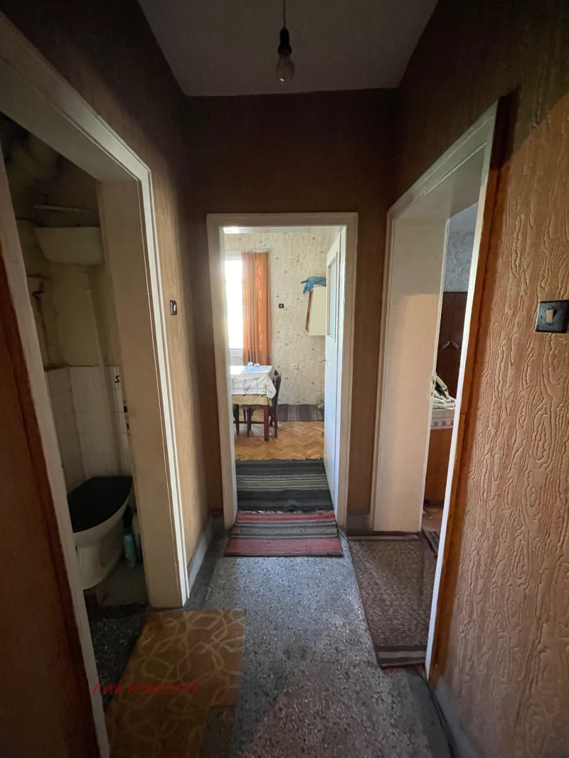 Продава  Многостаен град Търговище , Център , 106 кв.м | 12531471 - изображение [12]