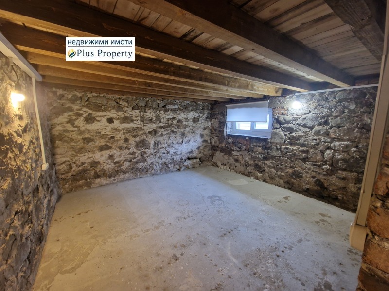 Продава КЪЩА, гр. Разлог, област Благоевград, снимка 13 - Къщи - 52444769