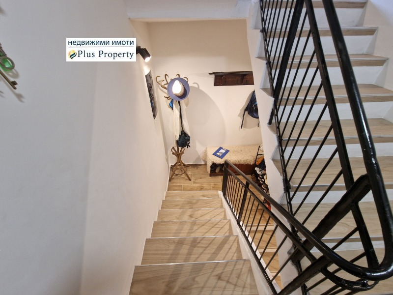 Продава КЪЩА, гр. Разлог, област Благоевград, снимка 12 - Къщи - 52444769