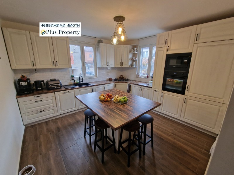 Продава КЪЩА, гр. Разлог, област Благоевград, снимка 2 - Къщи - 52444769