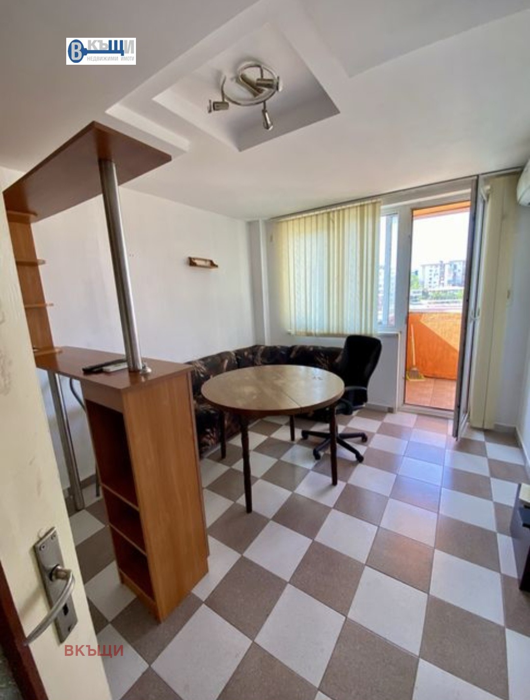 Продава 2-СТАЕН, гр. Велико Търново, Колю Фичето, снимка 2 - Апартаменти - 50874306