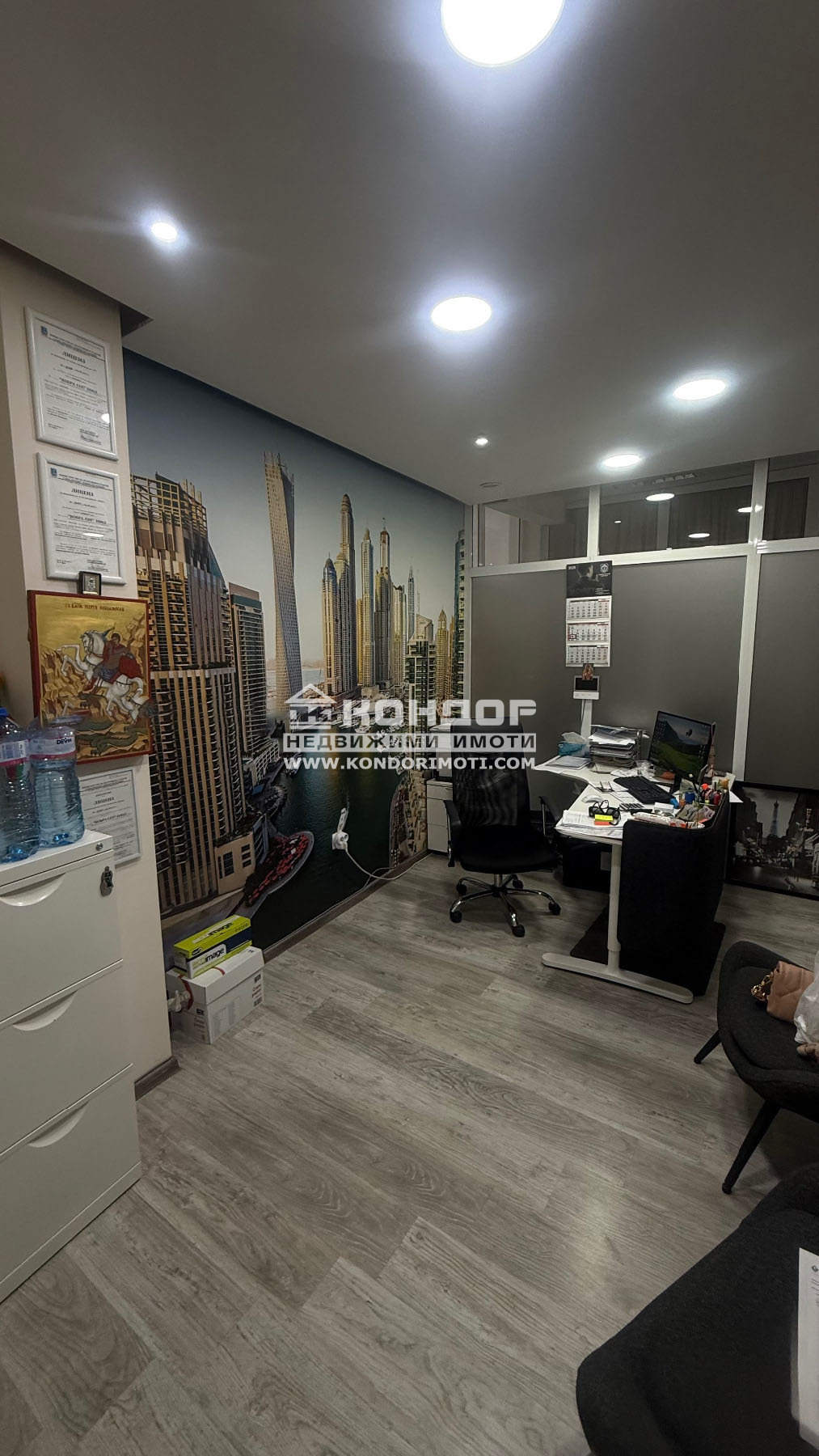 Продава ОФИС, гр. Пловдив, Кючук Париж, снимка 2 - Офиси - 50711675