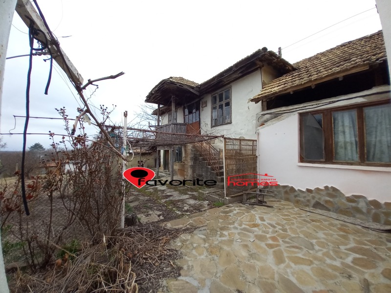 Продава КЪЩА в област Шумен, с. Кюлевча - 180 кв.м / 63 911.49 € » 125 000 лв., ФАВОРИТ НЕДВИЖИМИ ИМОТИ
