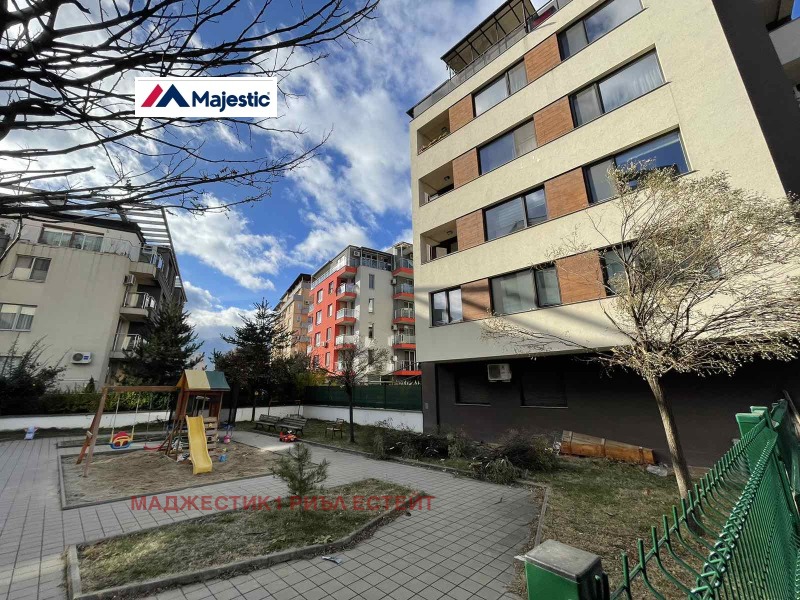 Προς πώληση  1 υπνοδωμάτιο Σοφηια , Μλαδοστ 2 , 61 τ.μ | 52585369