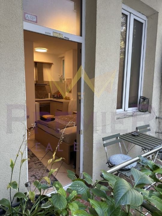 Продава 4-СТАЕН, гр. София, Център, снимка 4 - Апартаменти - 55936382