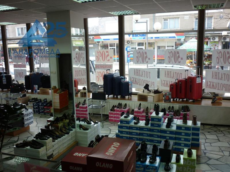 Продава  Магазин град Плевен , Идеален център , 313 кв.м | 71316739 - изображение [2]