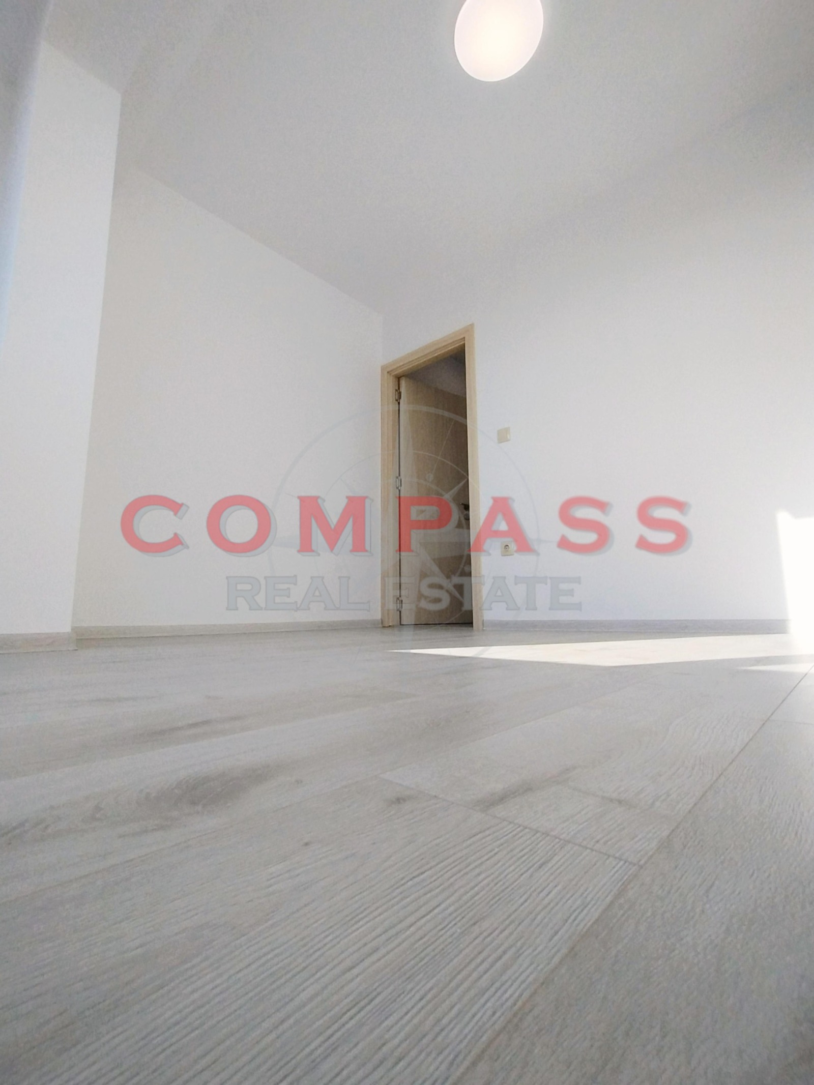 Продава 3-СТАЕН, гр. Варна, Младост 2