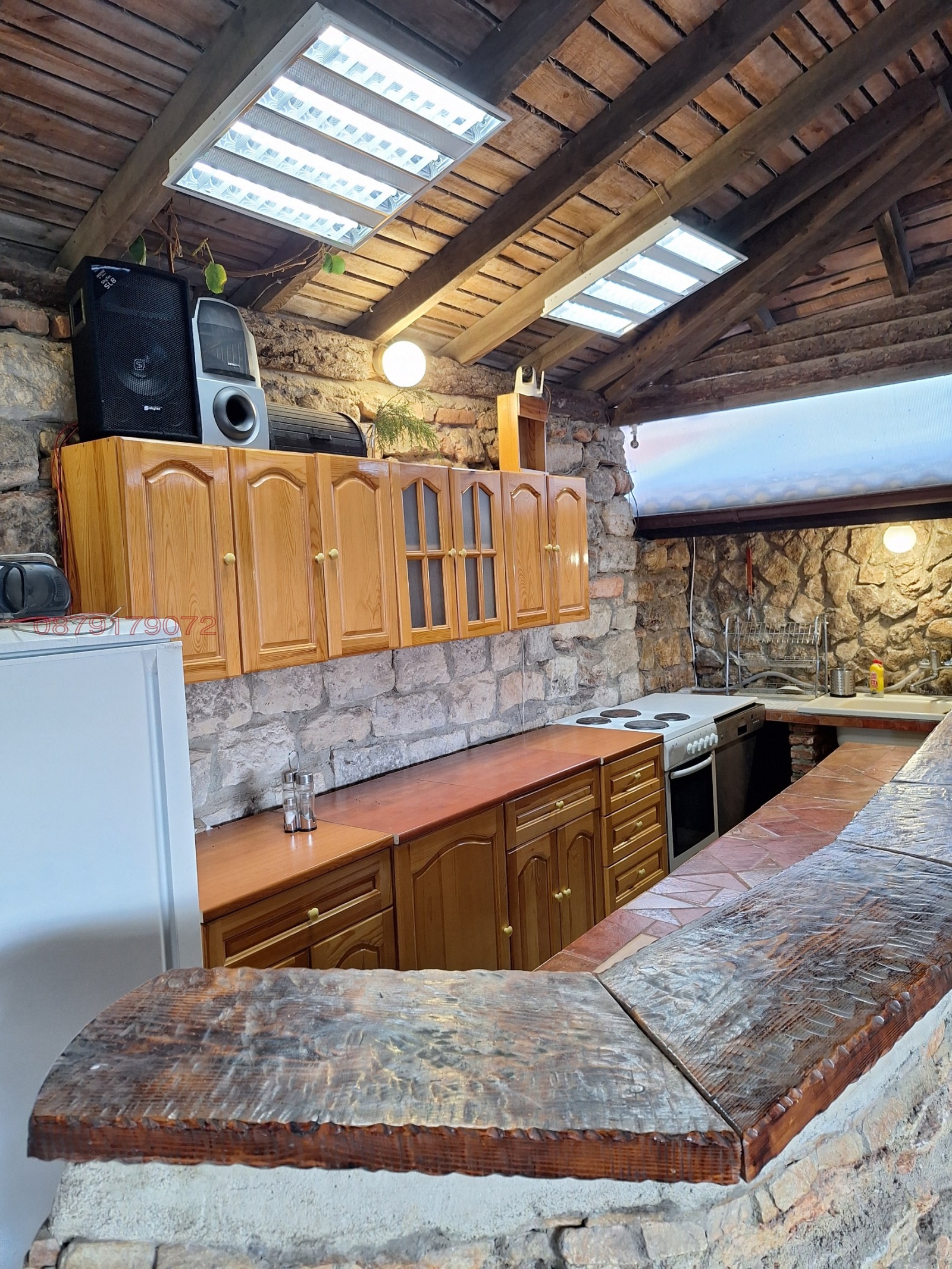 Продава ВИЛА, гр. Варна, Галата, снимка 9 - Вили - 55649954