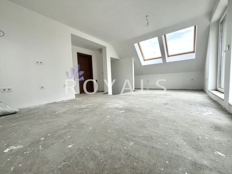 Продава 4-СТАЕН в град Варна, Левски 2 - 117 кв.м / 218 989 € » 428 305.26 лв., РОЯЛС