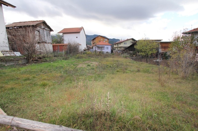 Продава ПАРЦЕЛ в област Благоевград, гр. Добринище - 397 кв.м / 55 000 € » 107 570.65 лв., ИНТЕРПРАЙМ БАНСКО