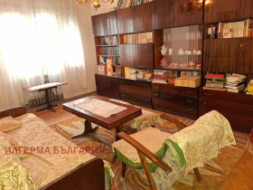 3 bedroom Tsentar, Vratsa 1