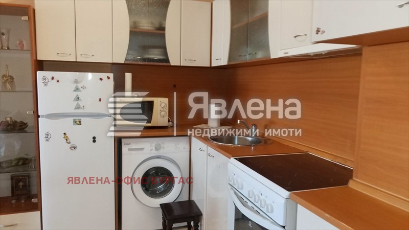 Продава 1-СТАЕН, гр. Бургас, Център, снимка 7 - Апартаменти - 55944721