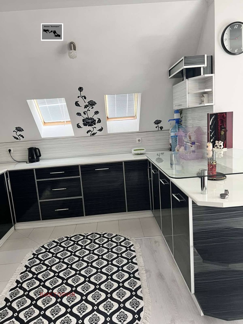 Продава  3-стаен град Пазарджик , Ставропол , 94 кв.м | 25207258