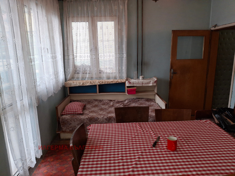 For Sale  3 bedroom Vratsa , Tsentar , 199 sq.m | 10733153 - image [6]