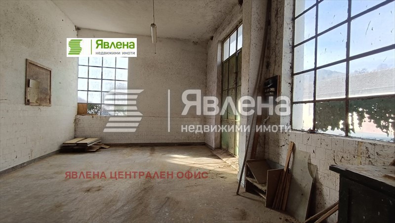 Till salu  Industribyggnad region Sofia , Etropole , 2665 kvm | 34846203 - bild [9]