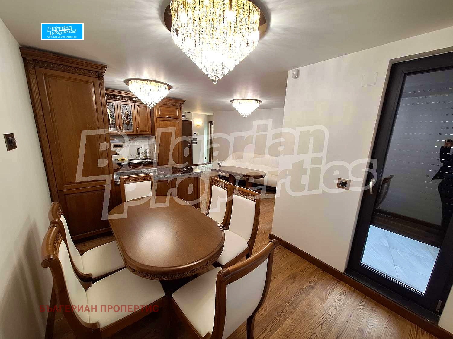 Продава 2-СТАЕН, гр. Благоевград, Идеален център, снимка 2 - Апартаменти - 48715542