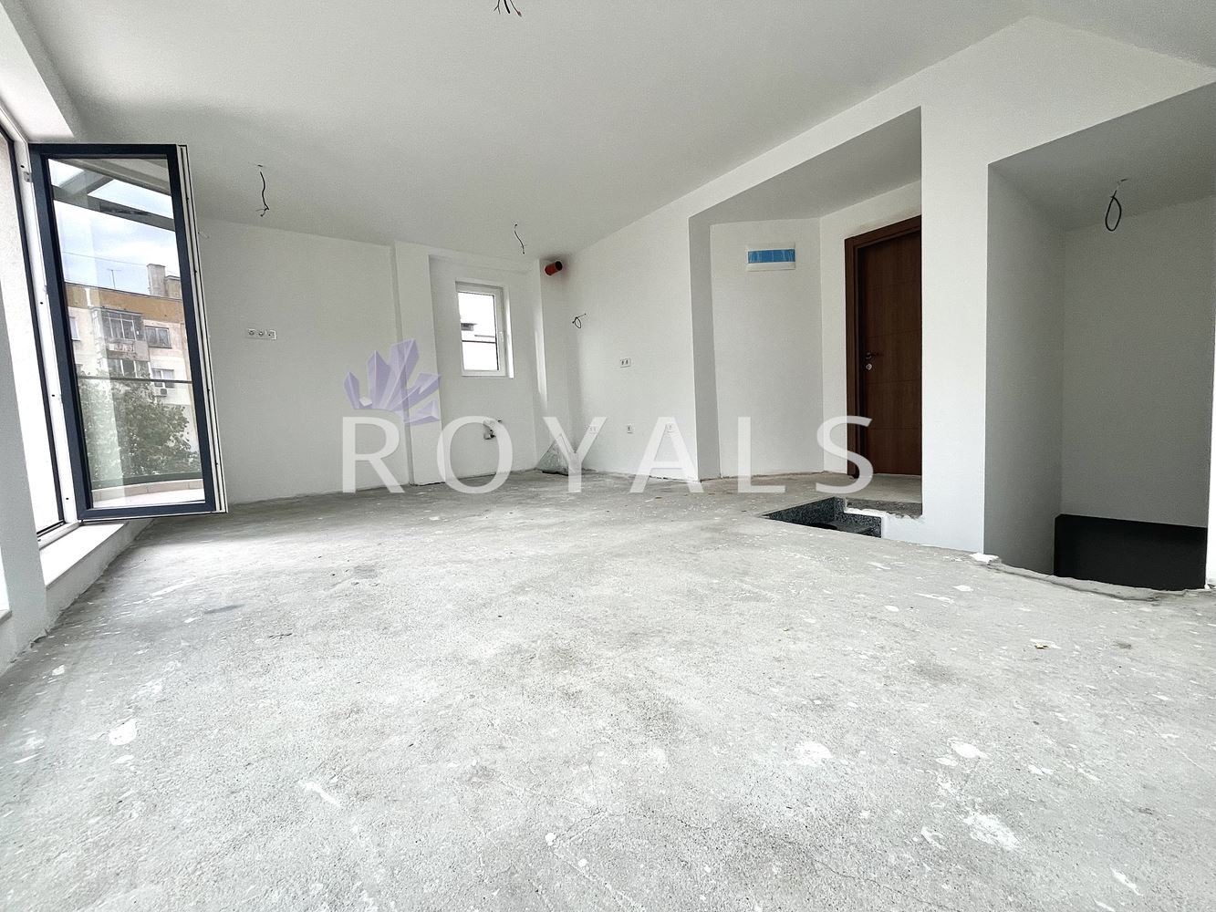 Продава 4-СТАЕН, гр. Варна, Левски 2, снимка 2 - Апартаменти - 47559891