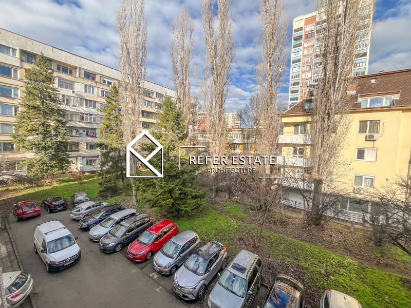 Продава 3-СТАЕН, гр. София, Изток, снимка 11 - Aпартаменти - 49103664