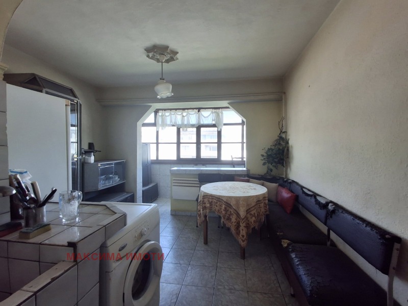 Na sprzedaż  2 sypialnie Burgas , Slawejkow , 80 mkw | 55721574 - obraz [2]