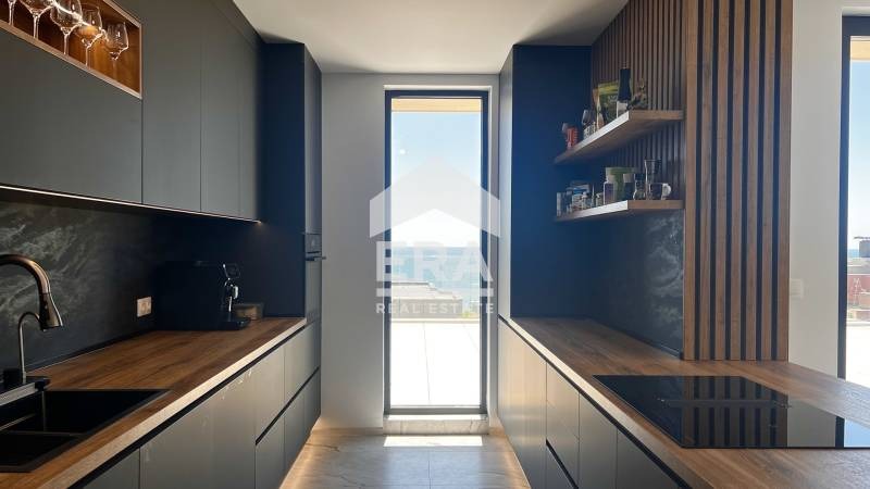 In vendita  2 camere da letto Varna , k.k. Sv.Sv. Konstantin i Elena , 246 mq | 84710491 - Immagine [2]